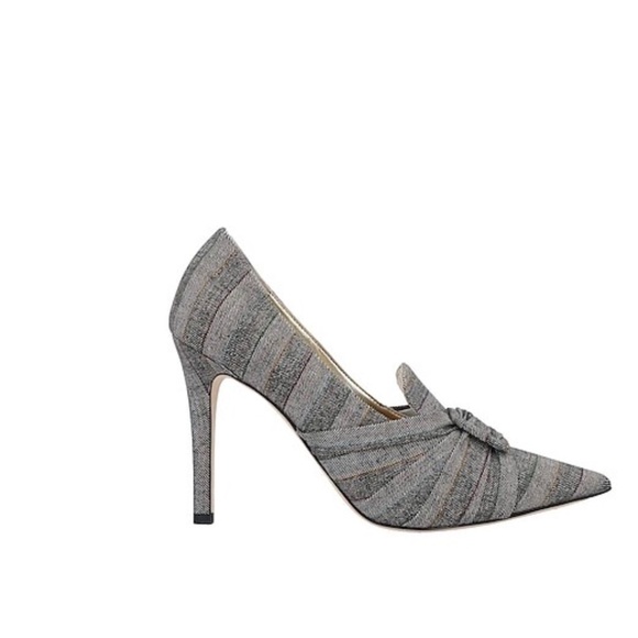 Shoes - Picture 2 of 5